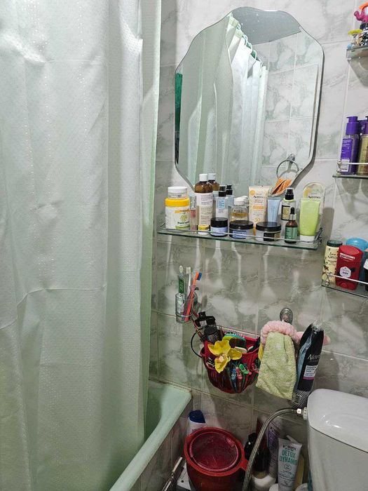 Продаю свою квартиру 1/2/4
Метро Новза.