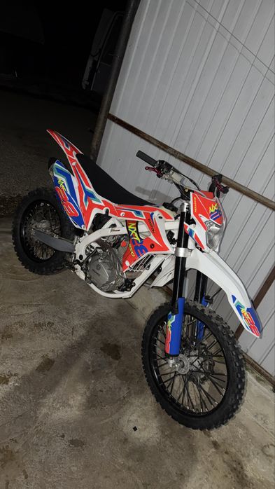 Vând Batron Nxt 250