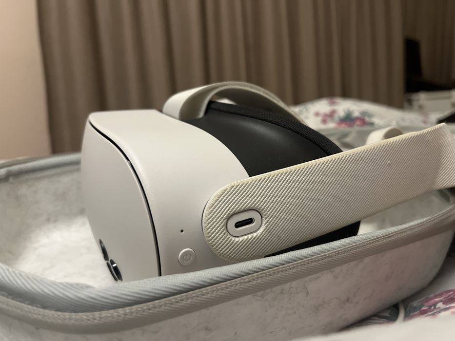 VR очила Meta Quest 3S