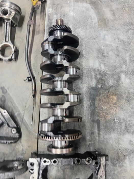 Piese hyundai santa fe/kia motor 2.2 155cp. Bloc motor cutie manuala/arbore(vibrochen)/piston/pompa ulei/joja/baie de ulei/carcasa filtru ulei