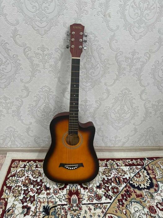 Гитара классная :)