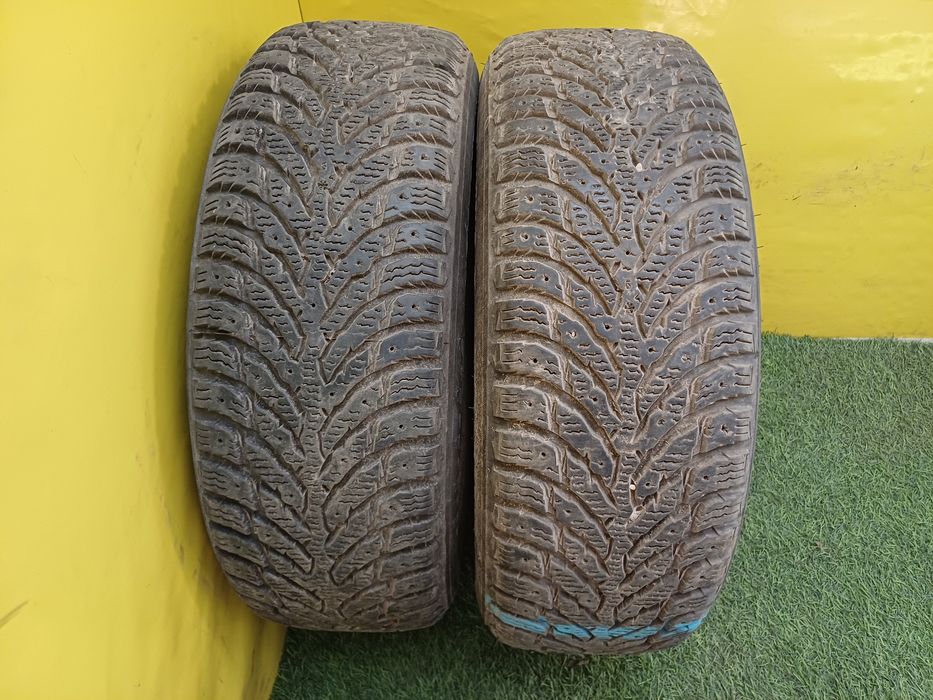 Шины 195/65 R15 Nokian пара.
