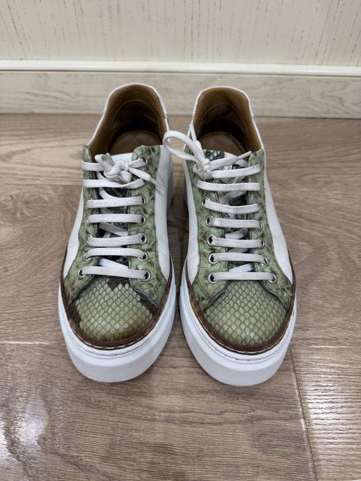 Кеды Nursace с питоновой вставкой