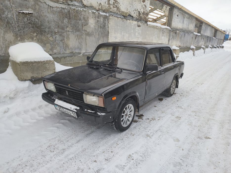 Продам машину ваз 2105