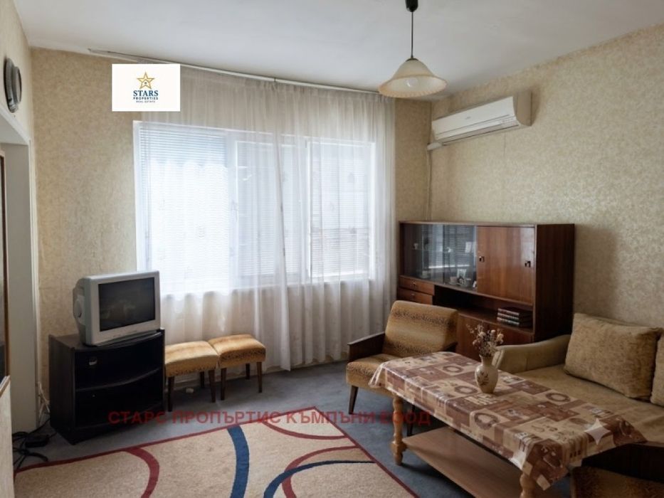 Продажба Етаж от къща гр. Варна - Аспарухово 110m² и двор 110m²