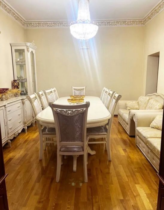 Срочно продаю Дом. В центре Уста Ширин