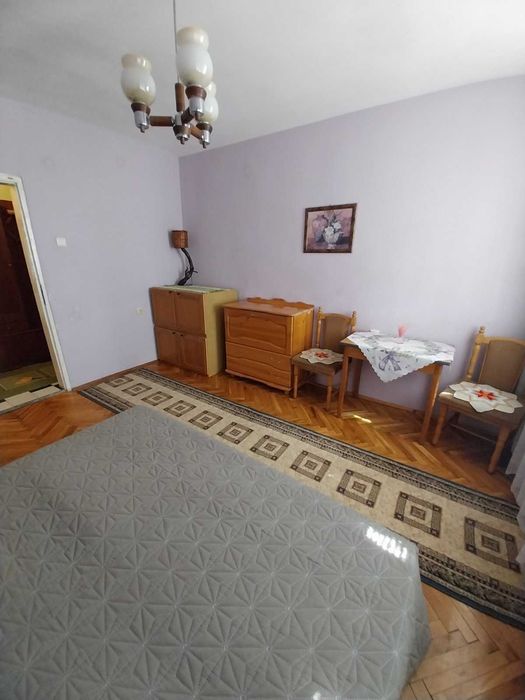 Дава се под наем Двустаен апартамент в Шумен, Тракия - 78 кв.м за 239.7 € - Снимка #8