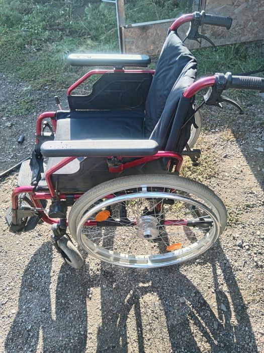 Коляска инвалидная
