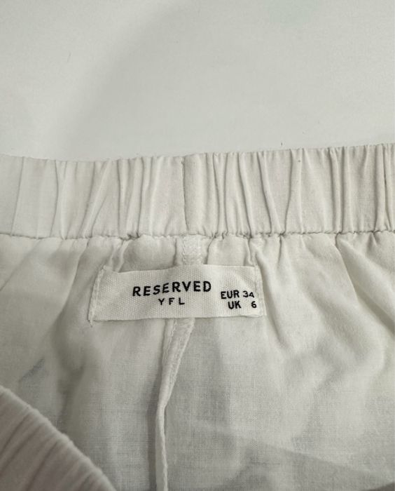 Дамски топ с паднали рамена