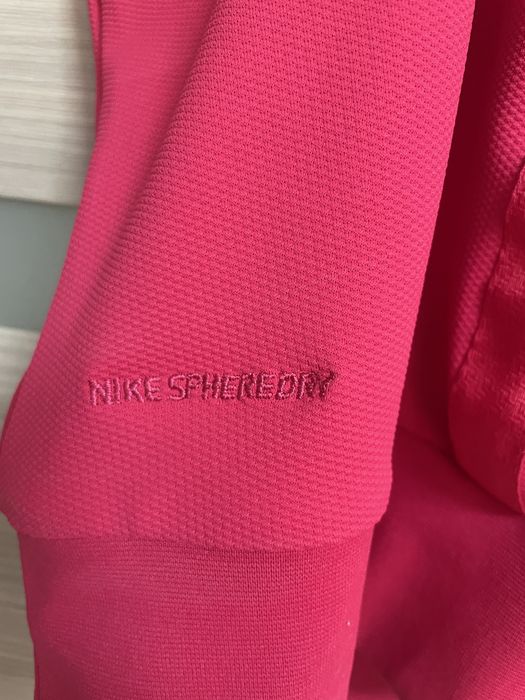 Top Nike sphere dry fitness S/M