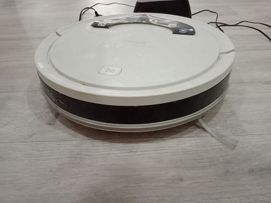 Продам пылесос робот Tefal