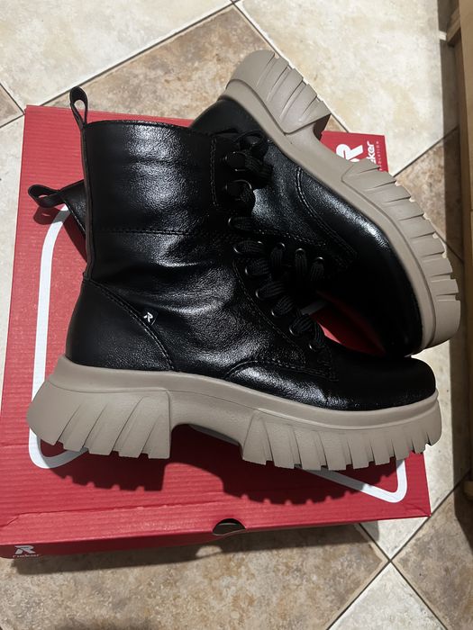 Боти Rieker номер 37