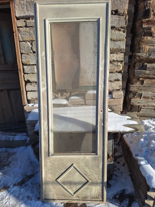 Продам межкомнатные двери