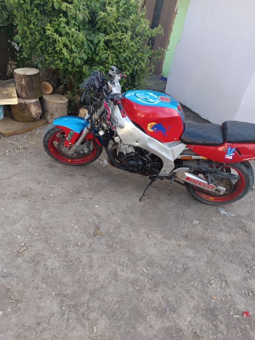Vând Yamaha fzr 600r 800e am acte dar nu am fiscal
