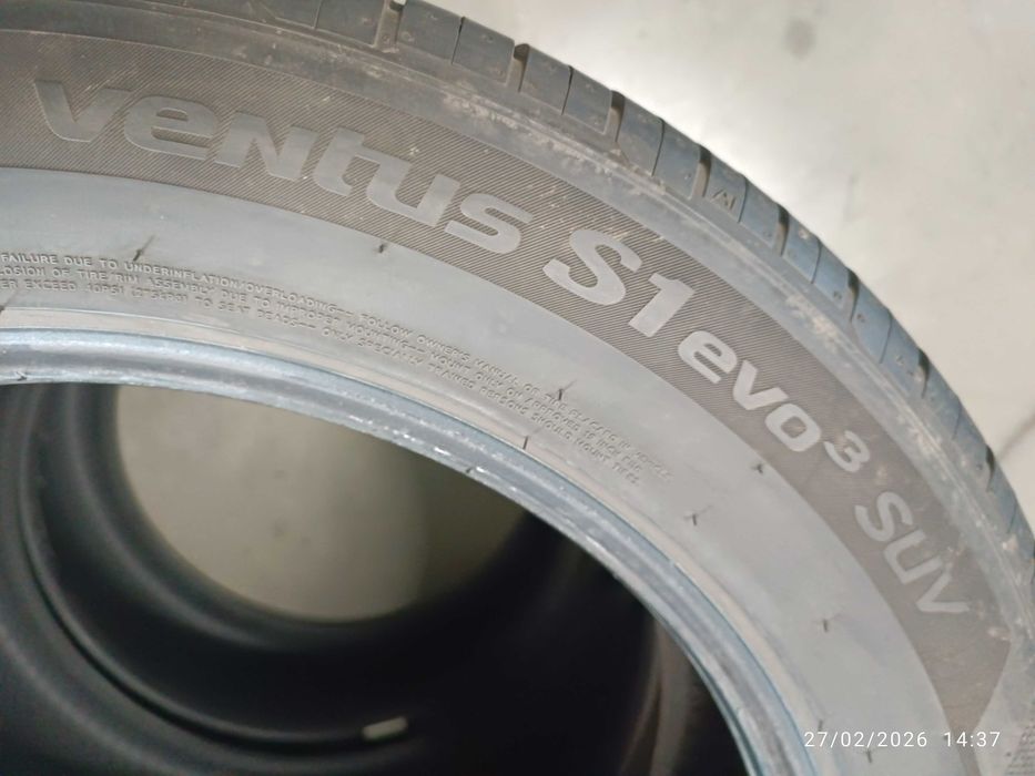 2бр.летни гуми 235/55/19 Hankook
