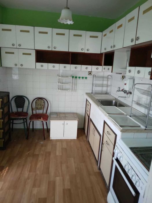 Продава се Многостаен апартамент в Търговище, Център - 117 кв.м за 1112 €/кв.м - Снимка #4