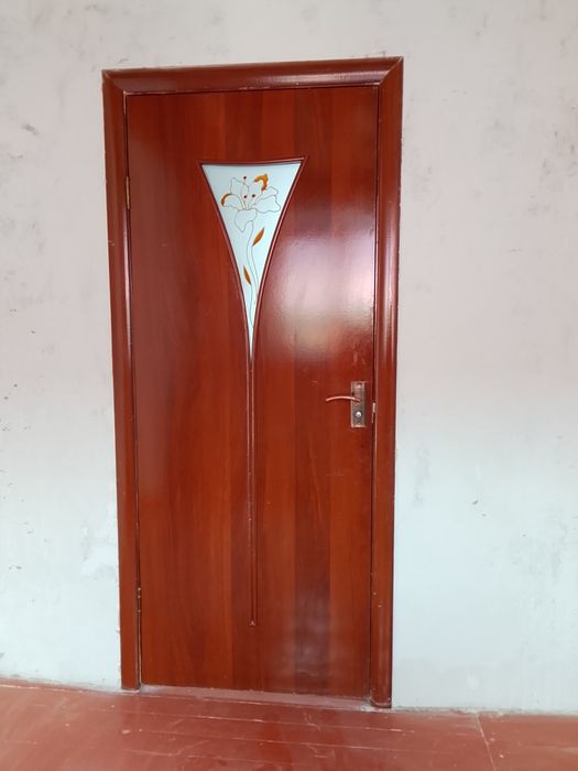 Продам двери межкомнатные