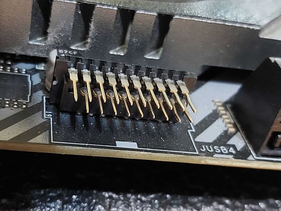 AMD Ryzen 9 5950X + MSI X570 Tomahawk Wi-Fi