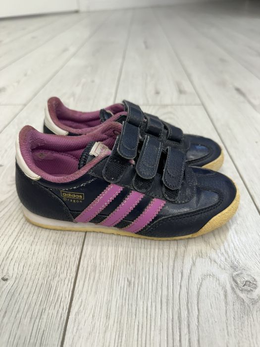 Кроссовки Адидас (Adidas)