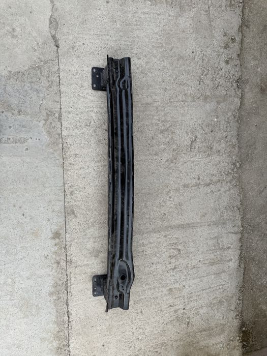 Armatura bara spate Audi Q3