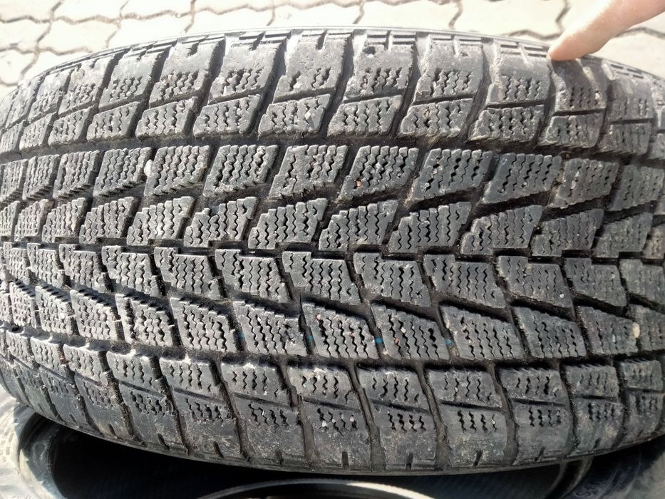 Продам шины 255/55/18