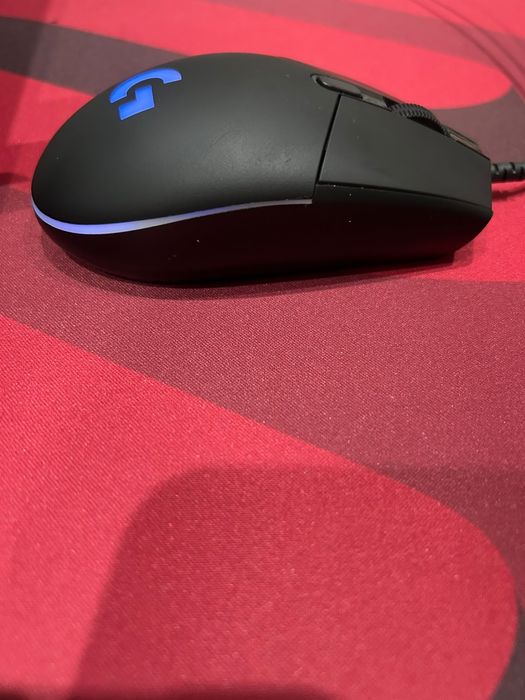 Мышка Logitech g102