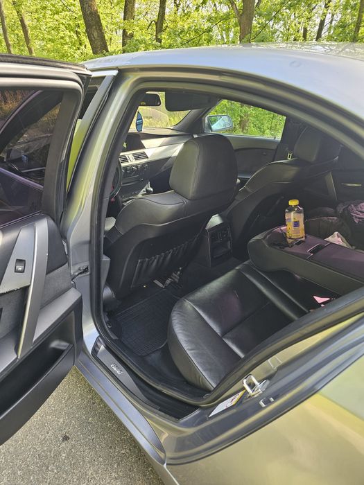 BMW 5 Series 2004 — imagine 3
