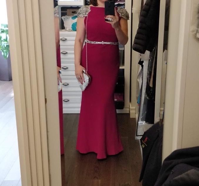 Вечернее платье от TARIK EDIZ