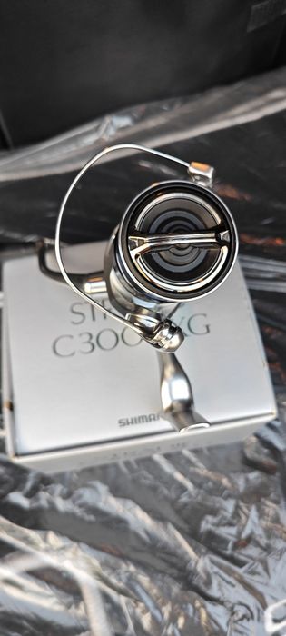 Vând Shimano Stradic C3000XG