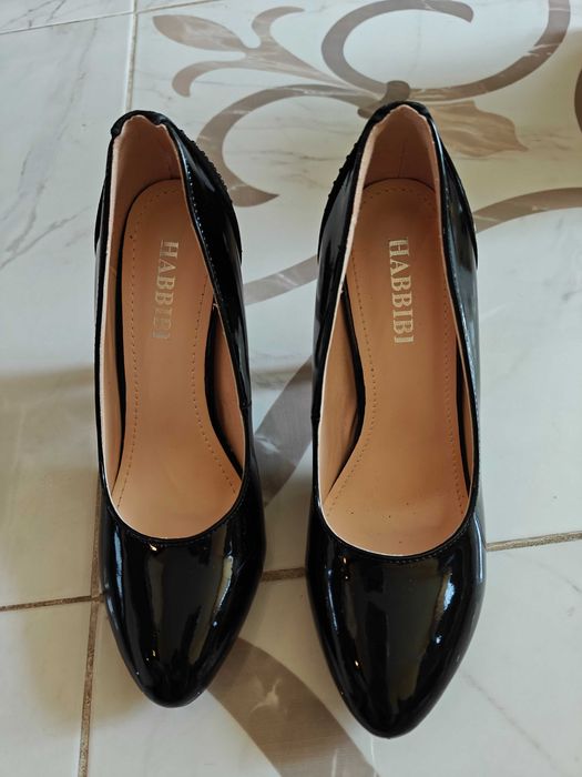 Елегантни обувки