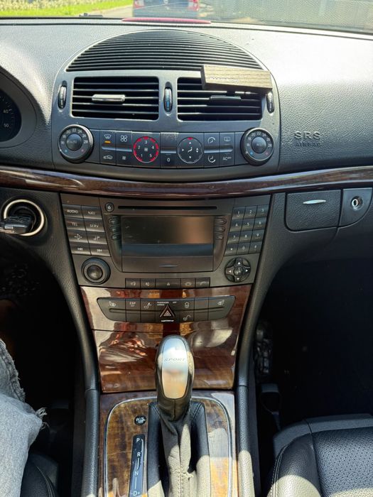 Mercedes-Benz E270 CDI Automat