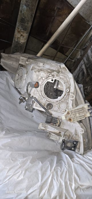 Фара правая на infinity g35