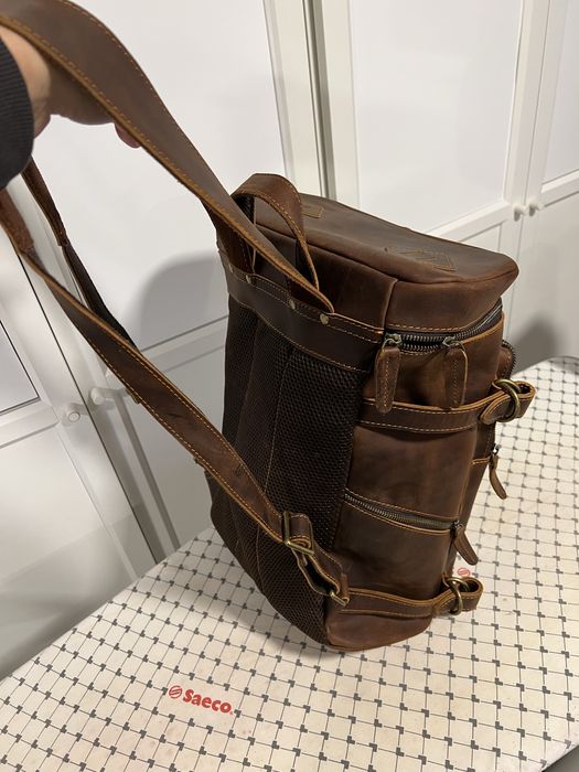 Ghiozdan din piele naturala