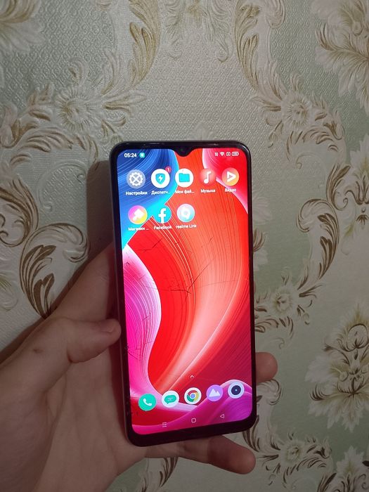 Продаю realme 6i