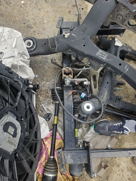 Теглич за Mercedes 164