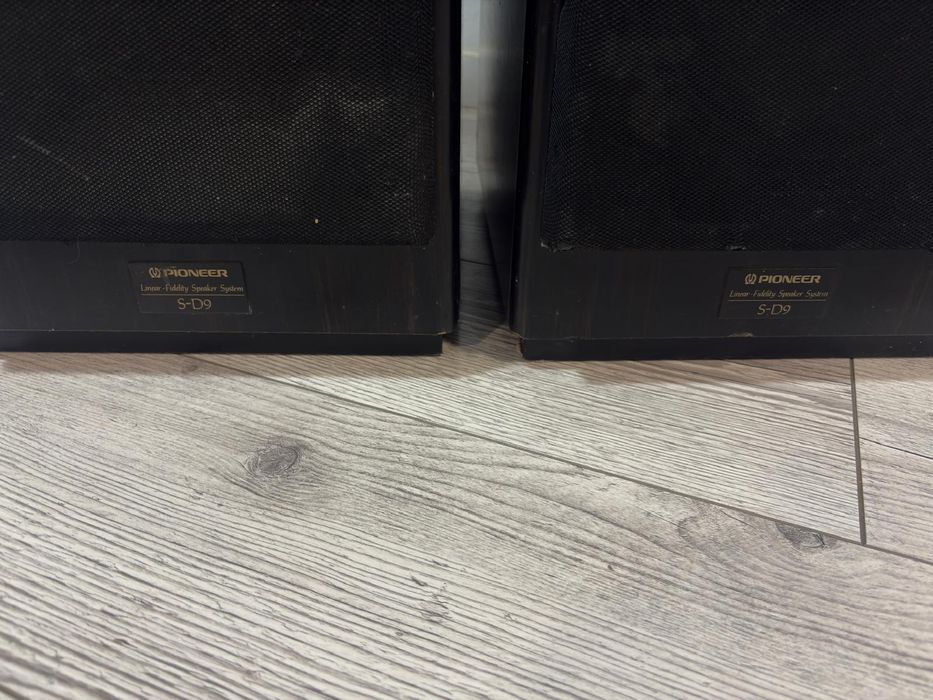 Boxe PIONEER s-d9