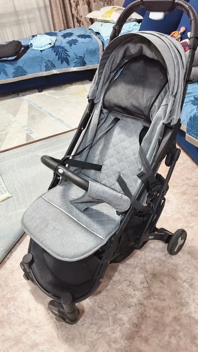 Коляска прогулочная