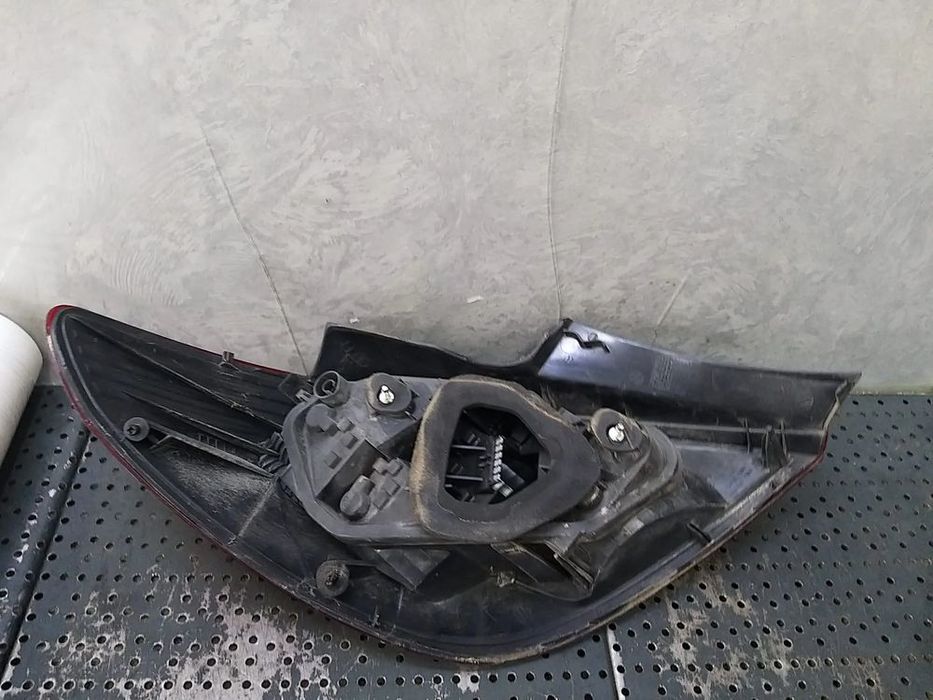 Stop tripla lampa dreapta opel corsa d 89318860