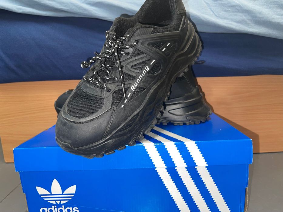 Чисто нови обувки UNISEX