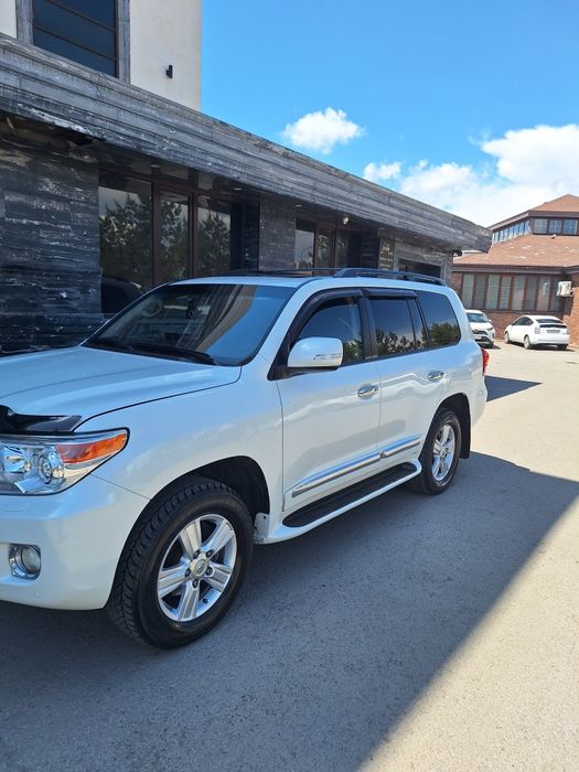 Аренда авто с водителем..