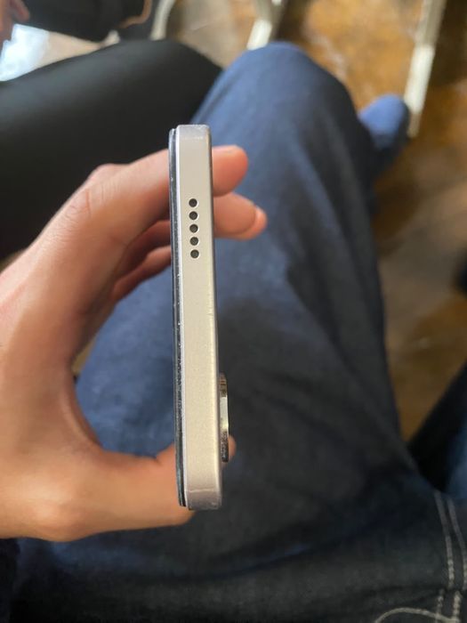 VIVO Y04 с гарантией