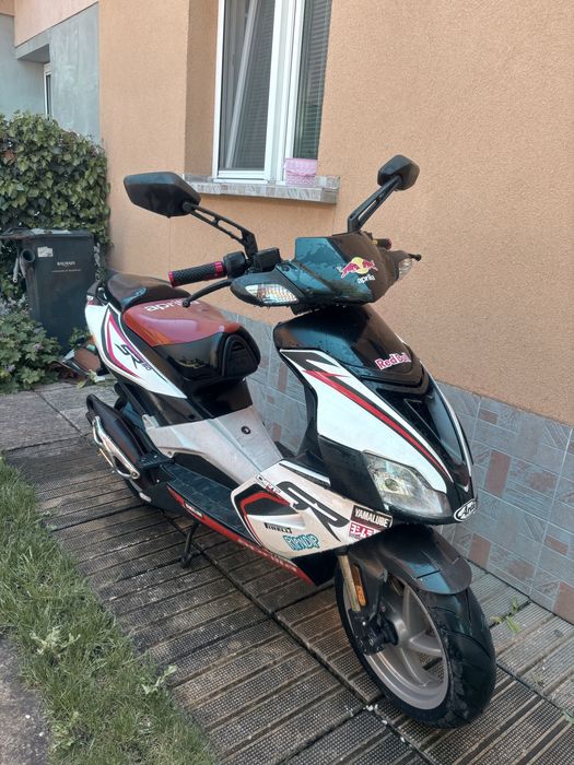 Скутер Aprilia Sr 50 R 2019