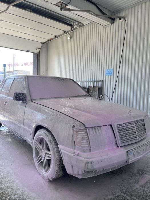 Продам мерседес 124