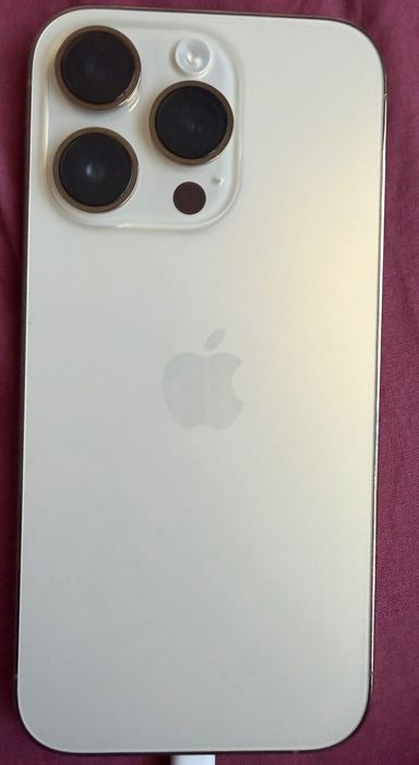iPhone 14 pro gold
