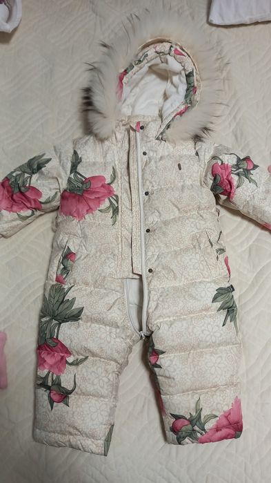 Продам комбинезон на девочку