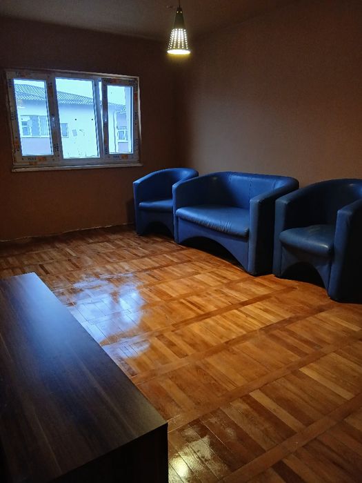 Apartament in bloc reabilitat, HCC, cu 3 camere decomandate  de vânzar