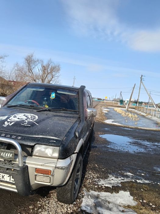 Продам нисан минстраль