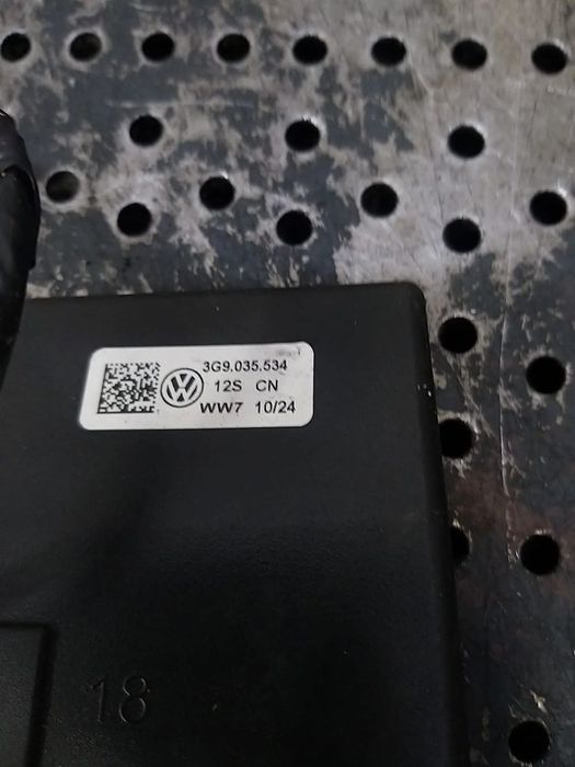 Amplificator antena vw t cross c11 d31 3g9035534