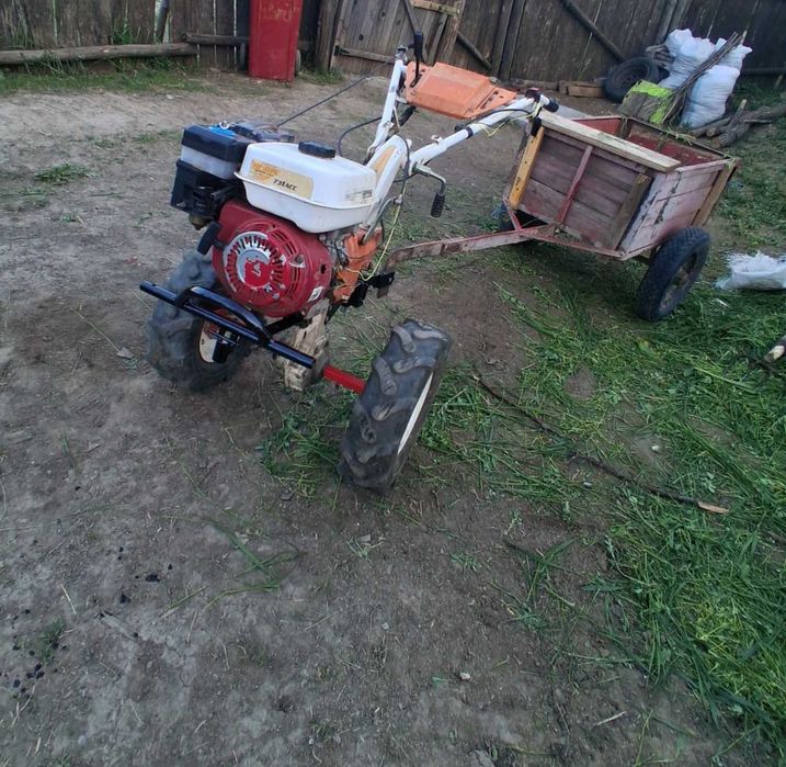 Motosape una de 7 cai si una de 8 cai jumate