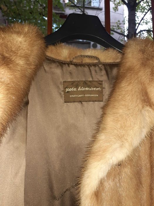 Елегантно дамско палто кожух от естествена кожа - цели норки